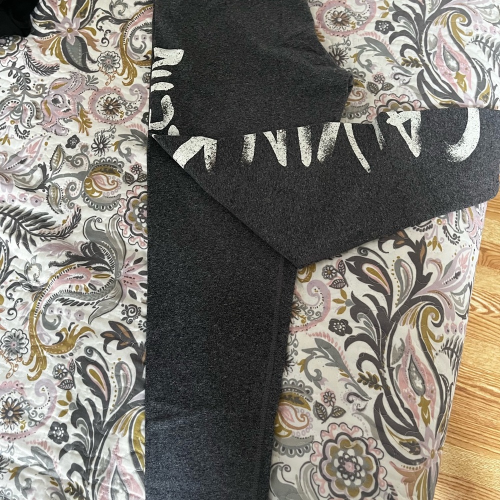 Calvin Klein workout leggings.
